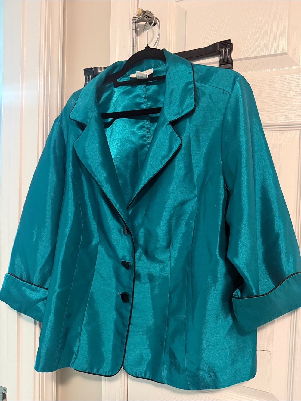Dress Barn Teal Satin Blazer with Contrast Piping